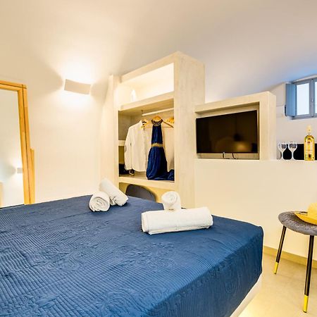Tiara Suites Santorini Тира Экстерьер фото