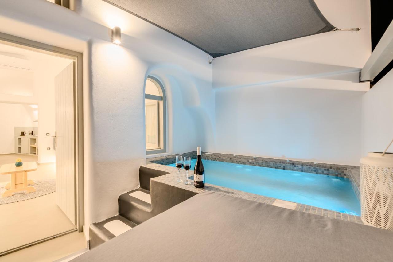 Tiara Suites Santorini Тира Экстерьер фото