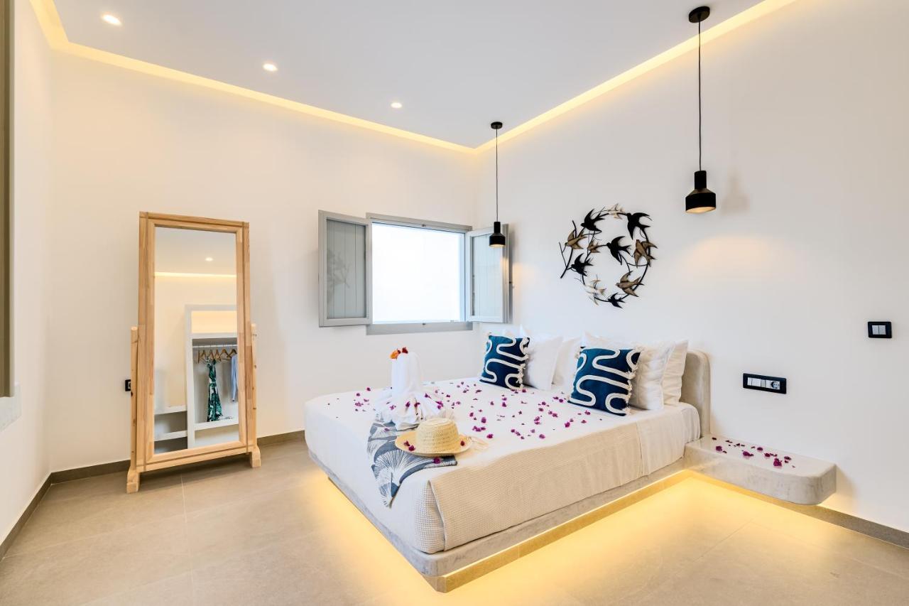 Tiara Suites Santorini Тира Экстерьер фото