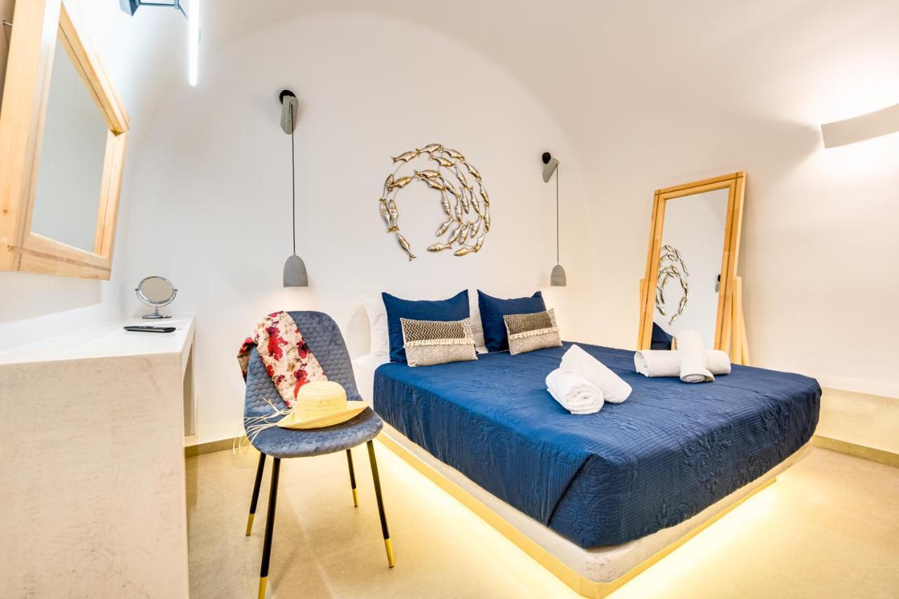 Tiara Suites Santorini Тира Экстерьер фото