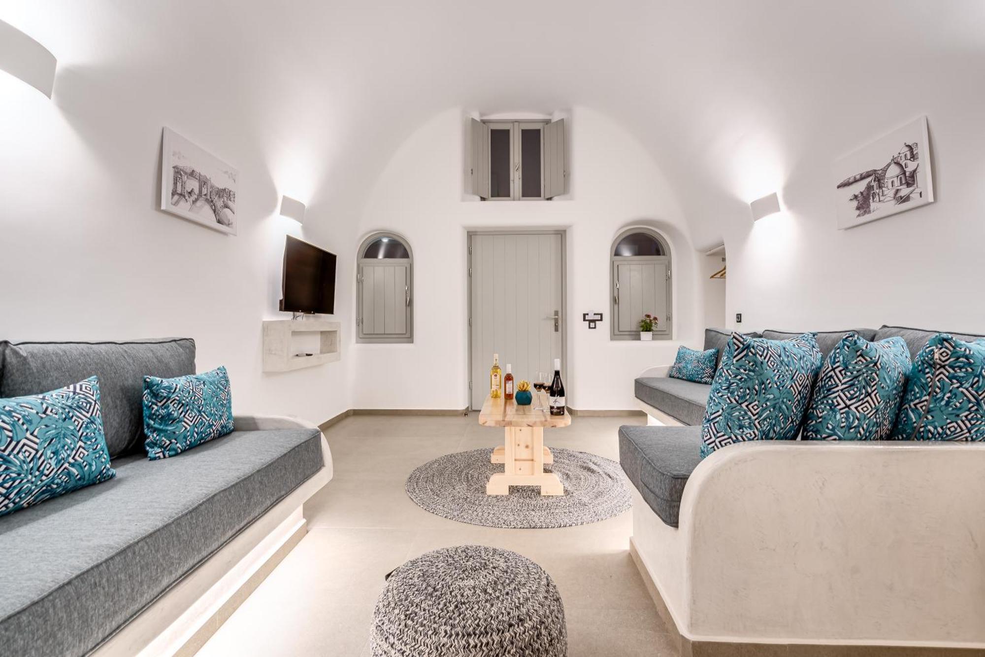 Tiara Suites Santorini Тира Экстерьер фото